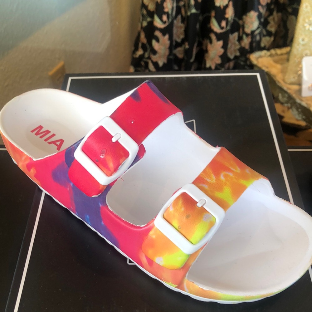 Mia Jasmin tie dye sandals